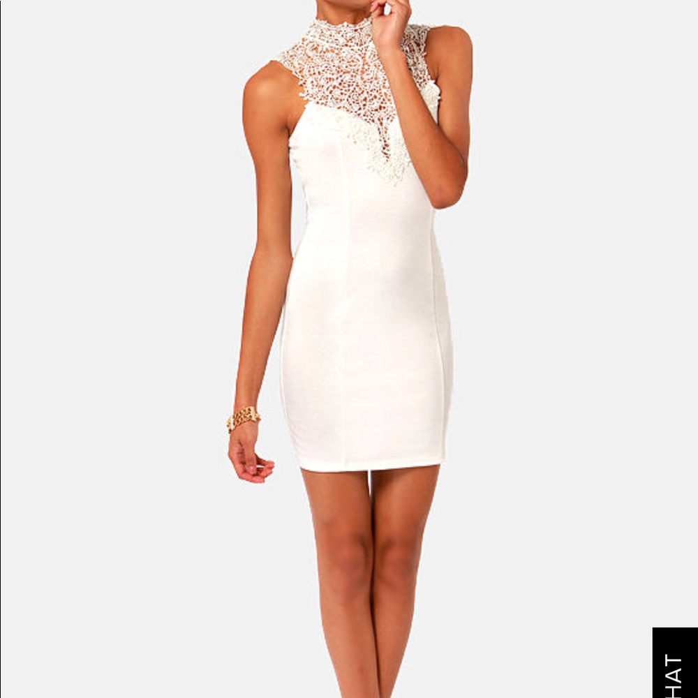 RENAISSANCE COURT LACE IVORY DRESS